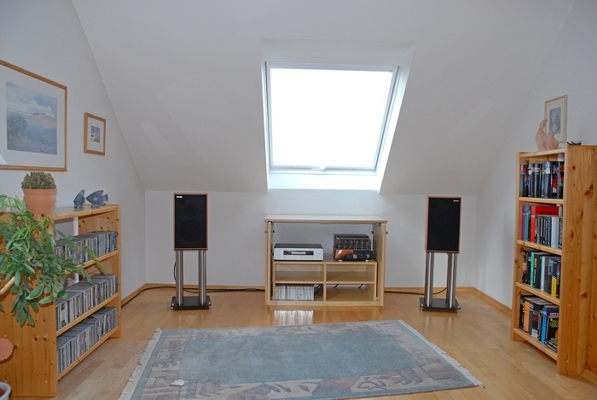 Lautsprecherständer mit Harbeth M30