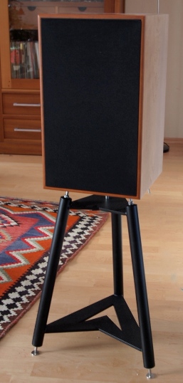 Dreibenstativ Tria mit Harbeth M30