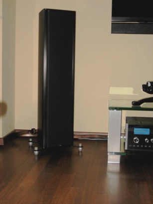 Piega-Standlautsprecher (Modell Coax 70) auf LM Base