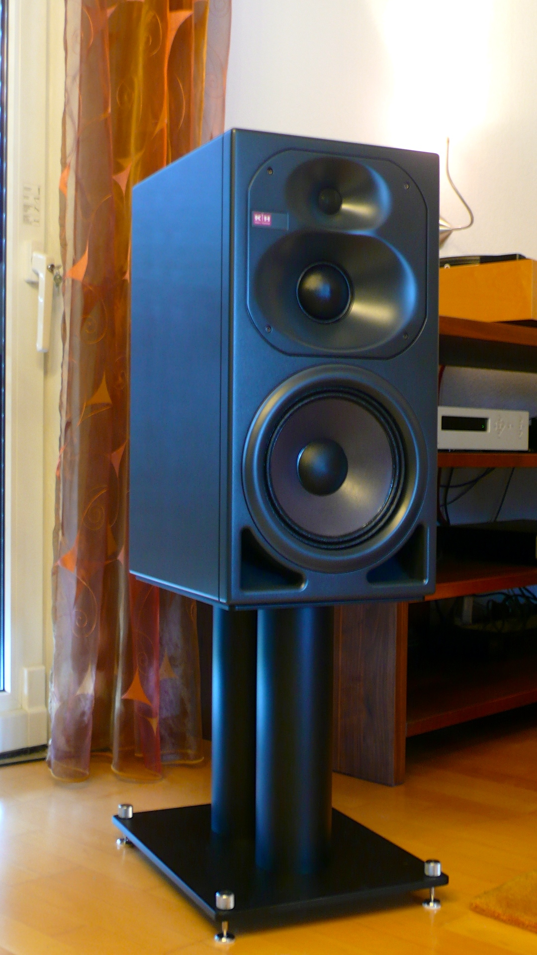 K H O 410 auf LM OVATION